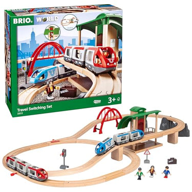 BRIO World 33512 Großes BRIO Bahn Reisezug Set - Eisenbahn mit Bahnhof, Schienen und Figuren - Kleinkinderspielzeug empfohlen ab 3 Jahren im Sale